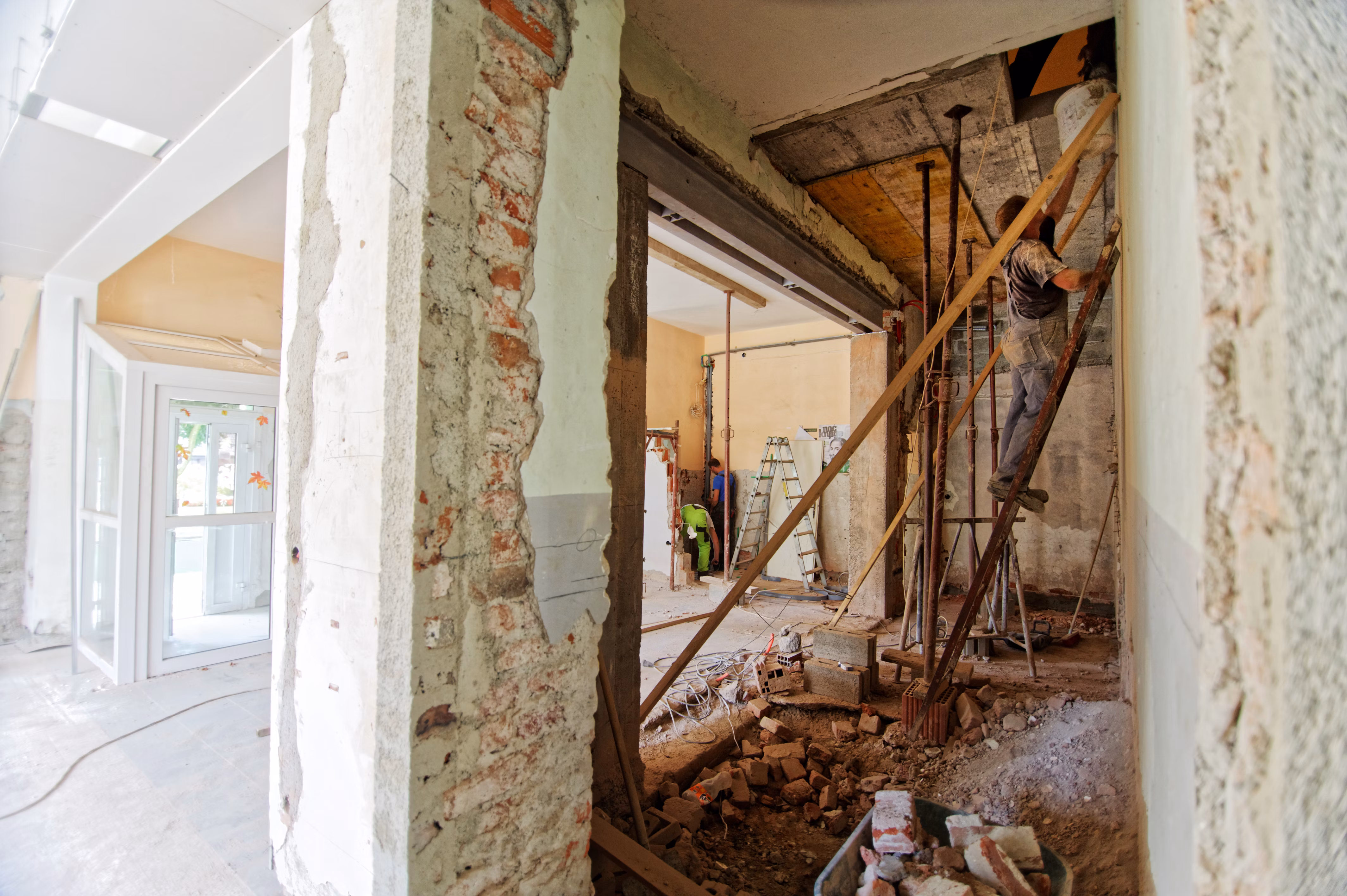 Professional post construction cleaning
